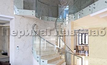 Стеклянные ограждения винтовой лестницы и баллюстрады в Новосибирске. Готовые проекты ПерилаГлавСнаб