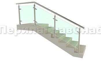 Ограждение лестницы с квадратными стойками и пластинчатыми стеклодержателями в Новосибирске. Готовые проекты ПерилаГлавСнаб