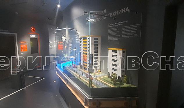 Витрина в Новосибирске. Готовые проекты ПерилаГлавСнаб