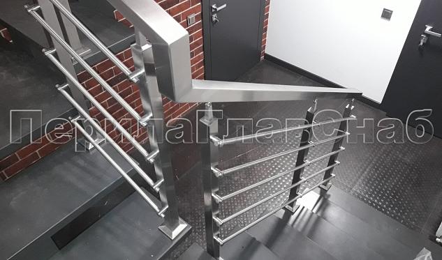 Перила с пятью ригелями в Новосибирске. Готовые проекты ПерилаГлавСнаб