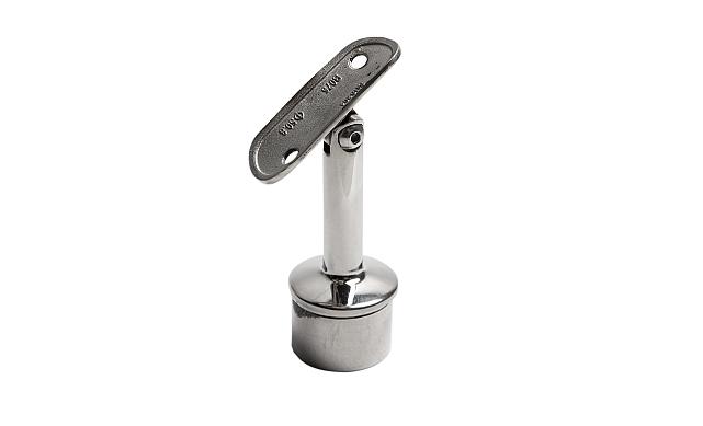 Наконечник палец с регулируемым ложементом под поручень Ø38.1-42.4 мм, на стойку Ø38.1х1.5 мм, литой, полированный, нержавеющий (AISI 304) k006-7 5