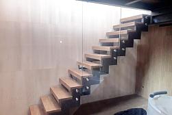 Перила на второй этаж в Новосибирске. Готовые проекты ПерилаГлавСнаб - фото 15