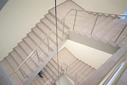 Перила для лестниц из металла в Новосибирске. Готовые проекты ПерилаГлавСнаб - фото 15