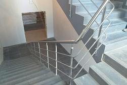 Перила для лестниц из металла в Новосибирске. Готовые проекты ПерилаГлавСнаб - фото 10