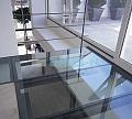 Стеклянный потолок на межэтажной площадке в Новосибирске. Готовые проекты ПерилаГлавСнаб - фото 1